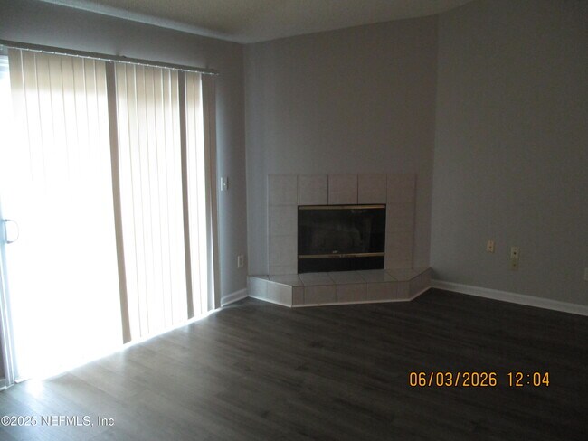 Building Photo - 3285 Avalon Dr