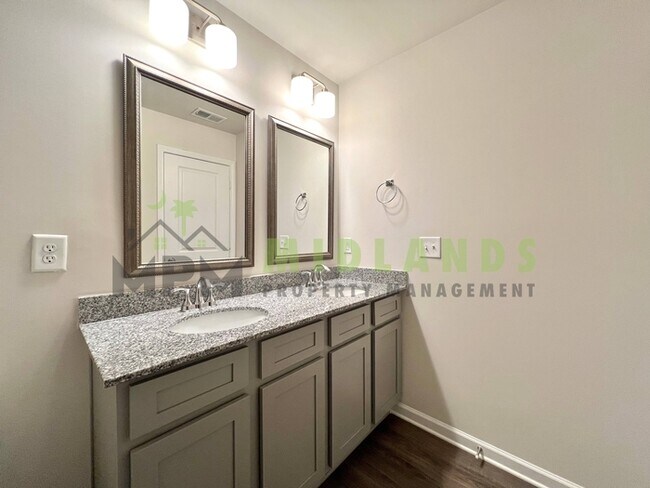 Building Photo - 822 Yellow Swan Ln