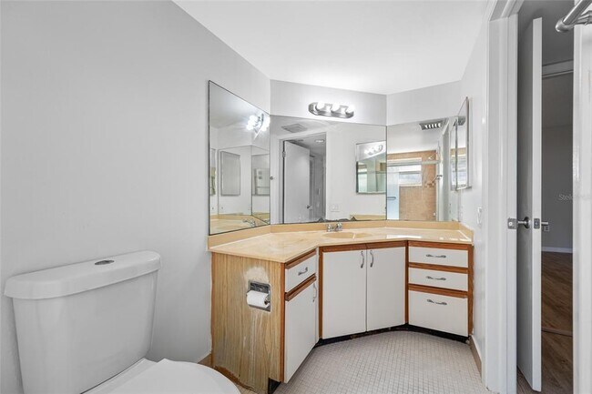 Building Photo - 2333 Feather Sound Dr