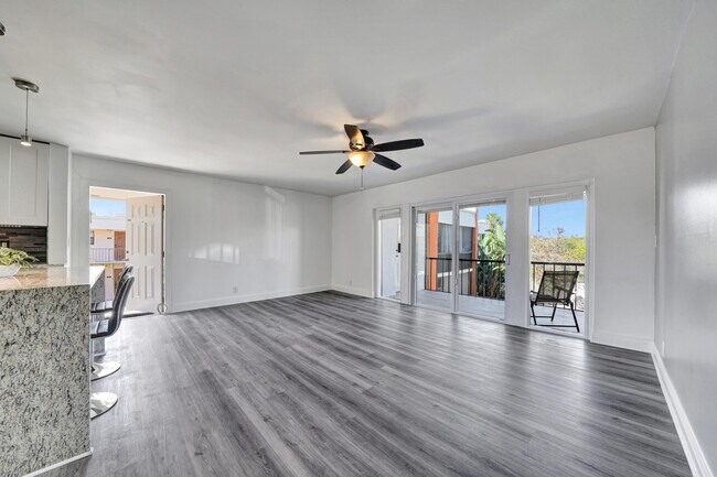 Building Photo - 516 Osprey Dr