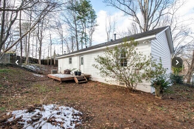 Building Photo - 4433 Sardis Dr