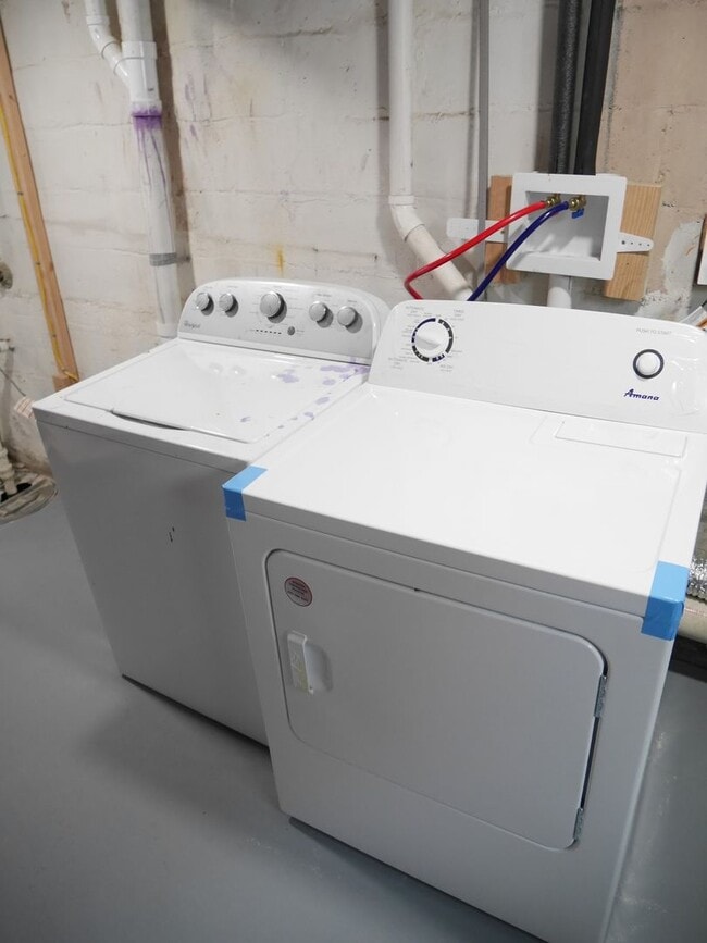 Building Photo - Modern Comfort Meets Prime Location: 3-Bedroom, 4-Bathroom Gem in Parkville, MD!