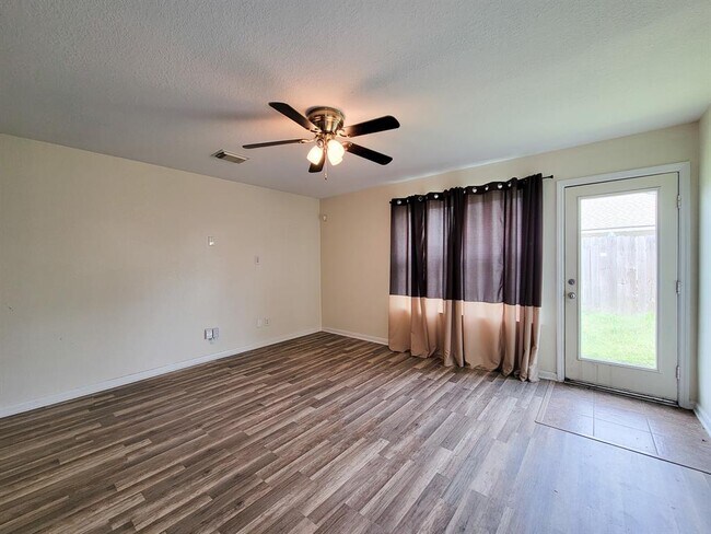 Building Photo - 12835 Regal Oaks Bend Ln