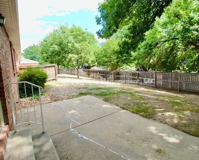 Building Photo - Great Home in Greeley