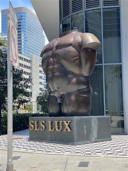 Building Photo - 1300 S Miami Ave