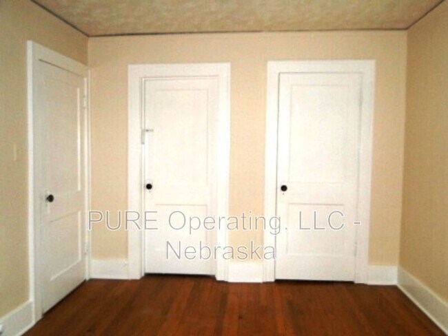 Building Photo - 215-225 N 49th St