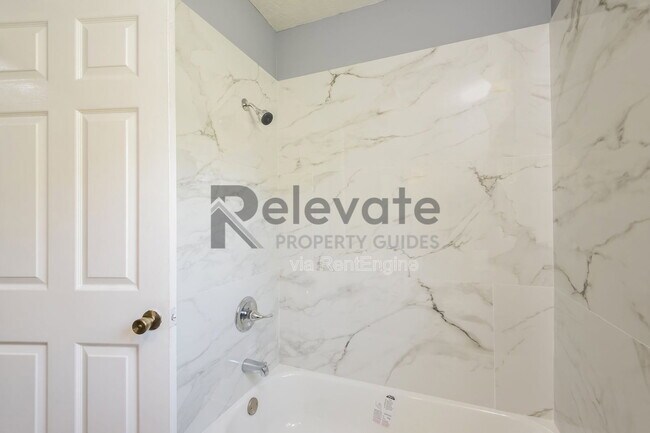 Building Photo - 4211 Wayside Rd