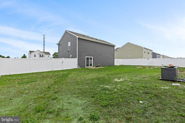 Building Photo - 1650 Terrapin Cir