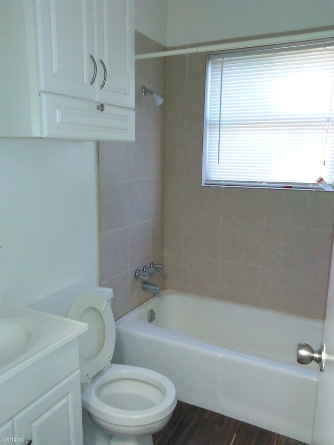 406 Wellborn Rd N 406 Wellborn Rd N College Station TX 77840