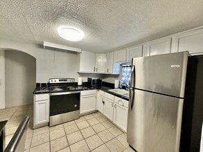 Building Photo - 4567 50th Ave N