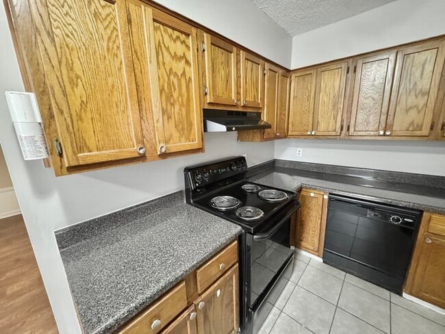 Building Photo - 6368 Leamont Dr