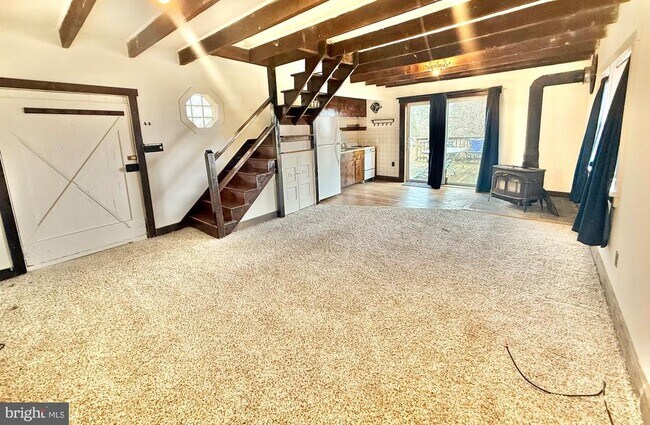 Building Photo - 10622 Belmont Blvd