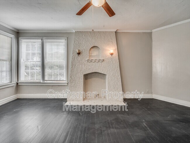 Building Photo - 2301 N Florida Ave