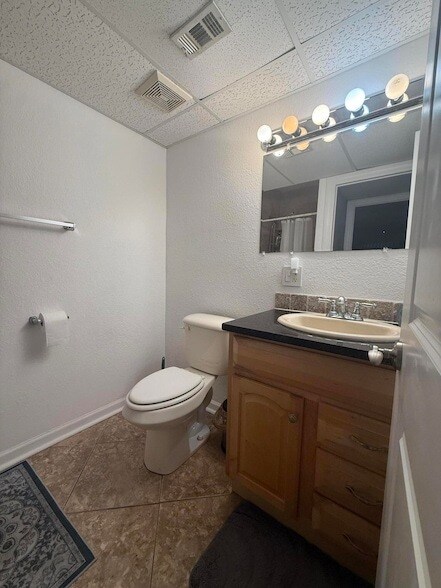 Building Photo - 376 Saxony Trail