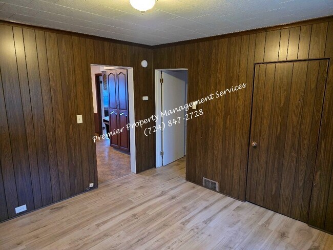 Building Photo - 2454 Darlington Rd