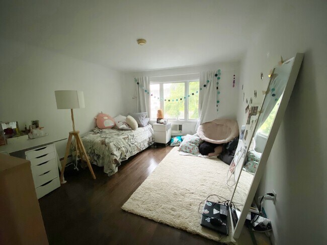 Building Photo - 16 Prospect Ave