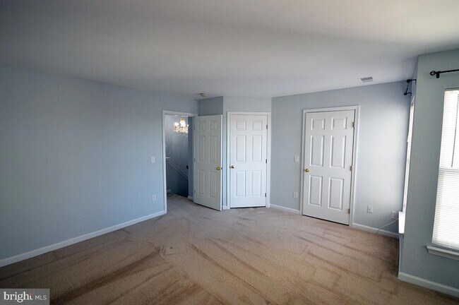 Building Photo - 106 Cagney Terrace SE