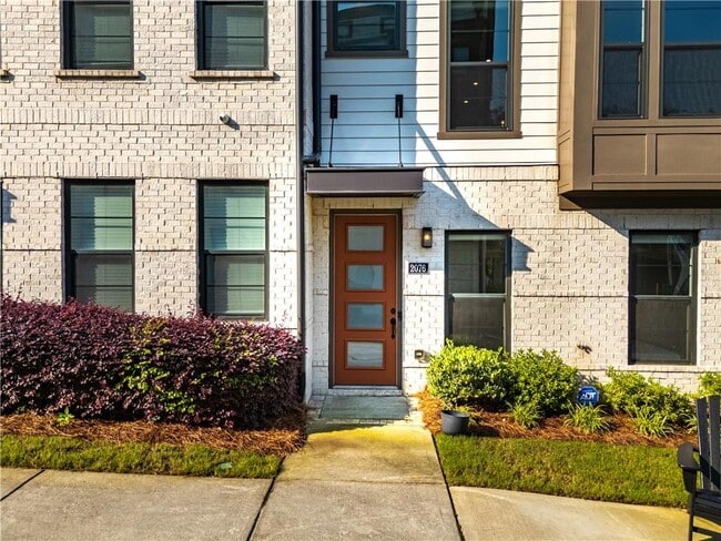Building Photo - 2076 Holtz Ln