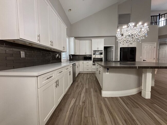 Building Photo - 11548 Valentino Ln