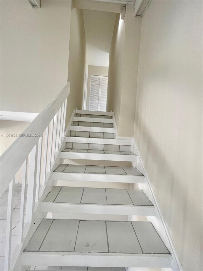 Building Photo - 922 NW 106th Ave Cir