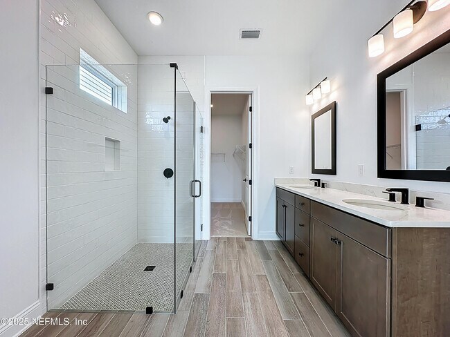 Building Photo - 59 Bedford Ter