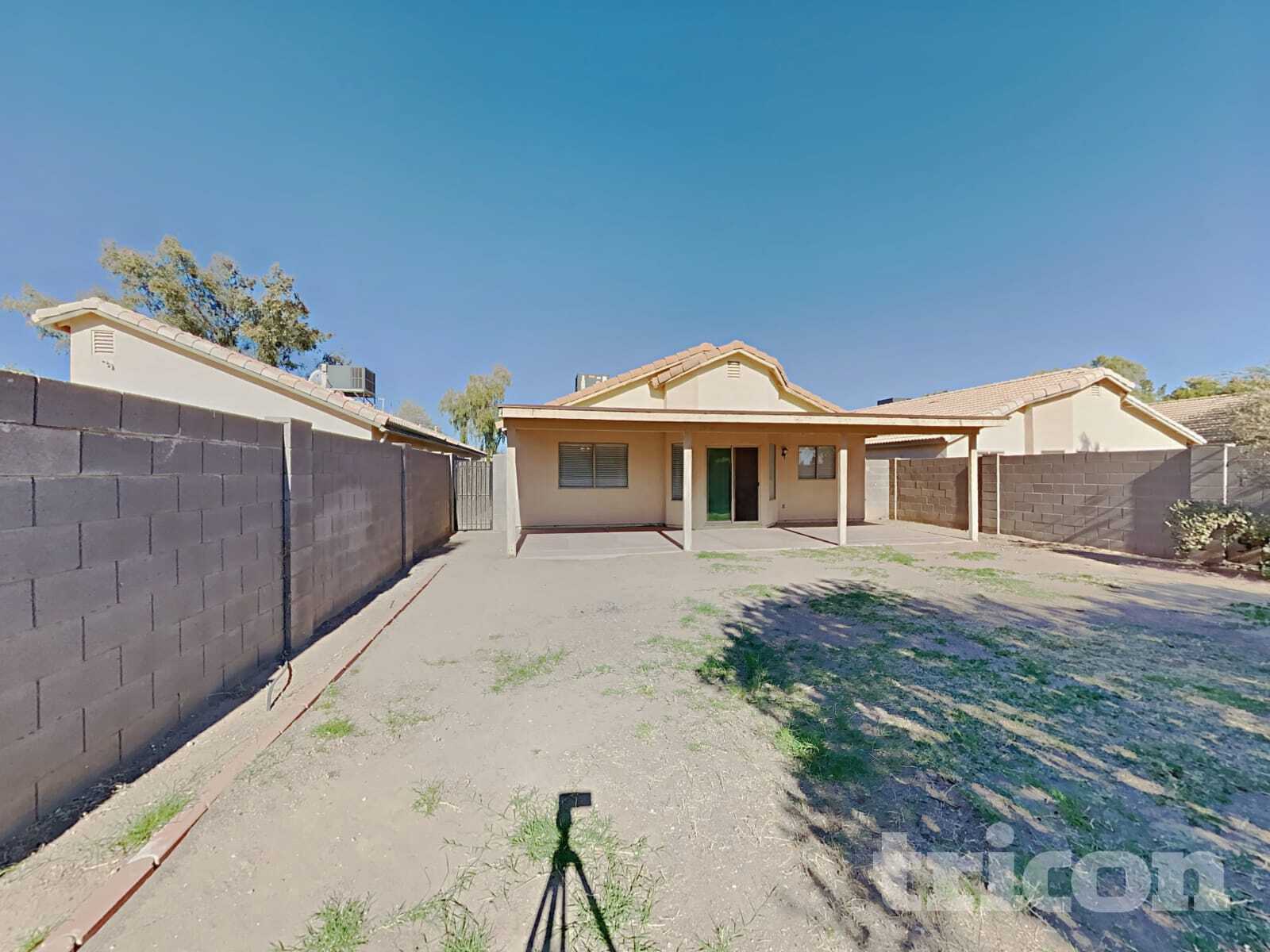 Building Photo - 40175 N Costa Del Sol Dr