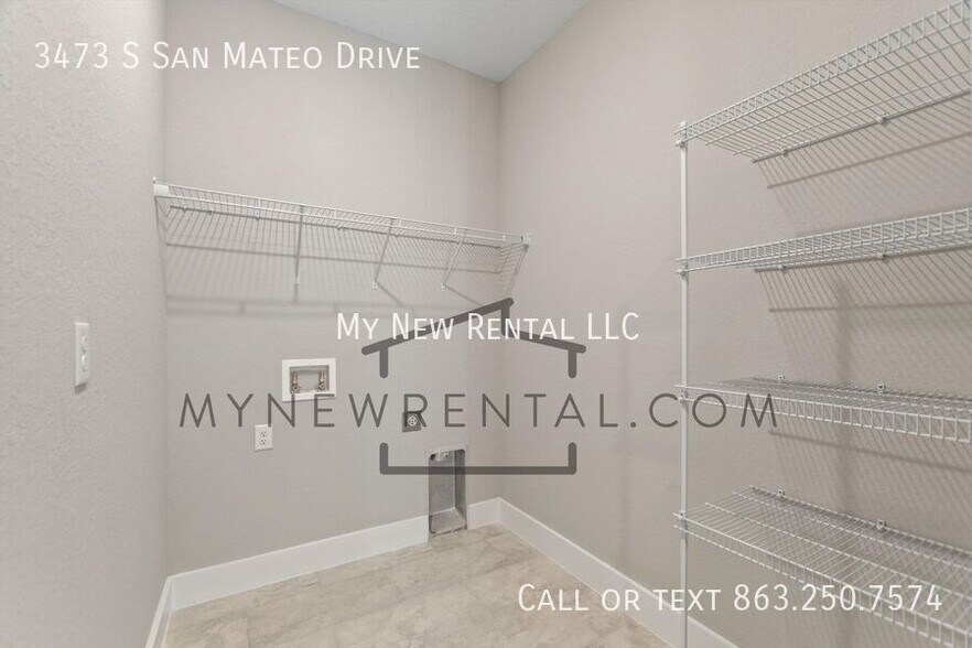 Building Photo - 3473 S San Mateo Dr