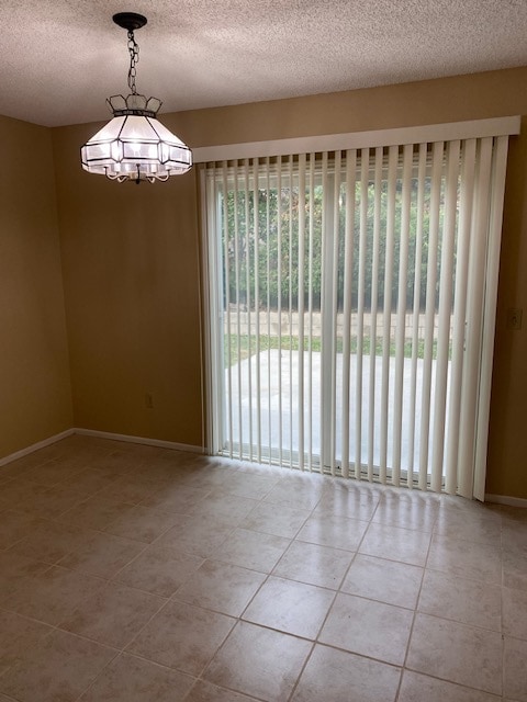 Building Photo - 2343 Lake Forest St