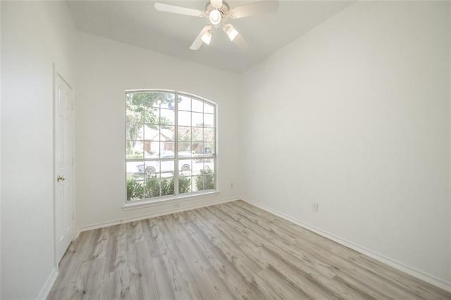 Building Photo - 4824 Holly Berry Dr