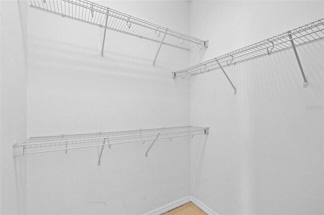 Building Photo - 102 Chelsea Dr