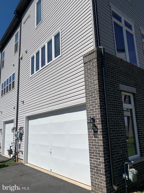 Building Photo - 21035 Ashburn Heights Dr