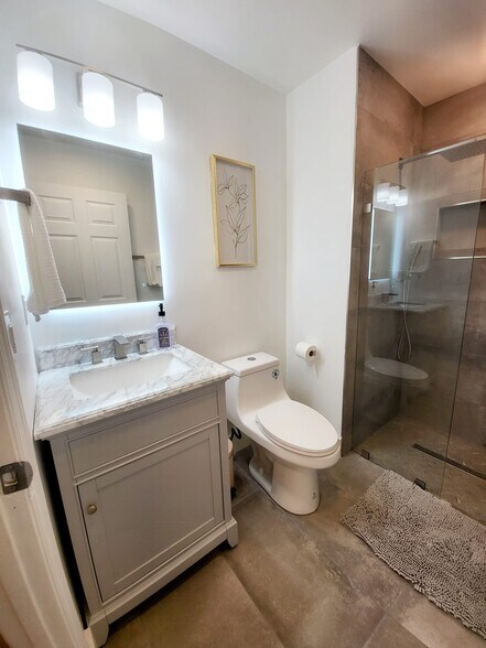 bathroom-2 - 13834 Bottlebrush Ct