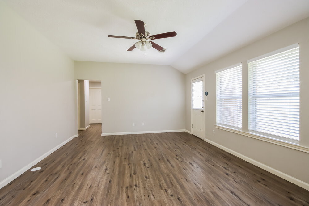 Building Photo - 26126 Cypresswood Dr