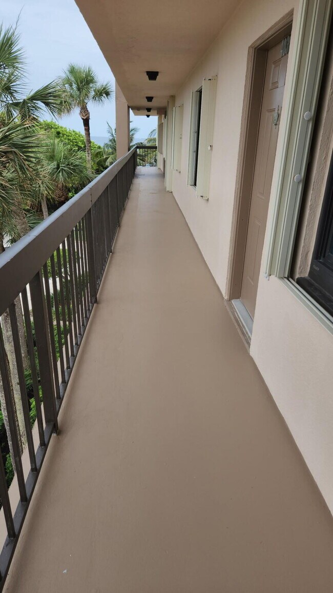 Building Photo - 101 Ocean Bluffs Blvd