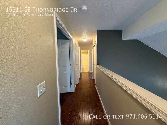 Building Photo - 15511 SE Thornbridge Dr