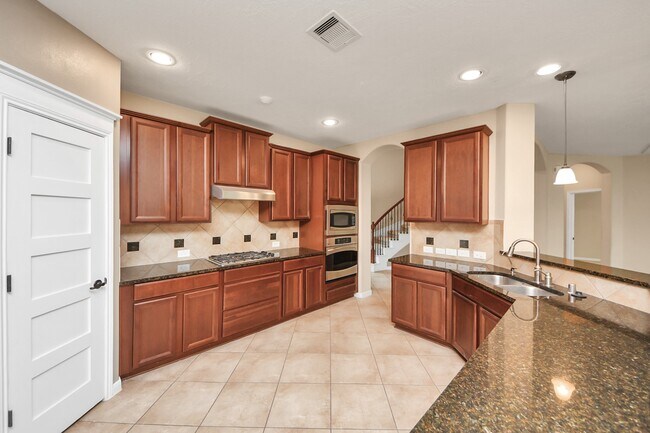 Building Photo - 18006 E Williams Bend Dr