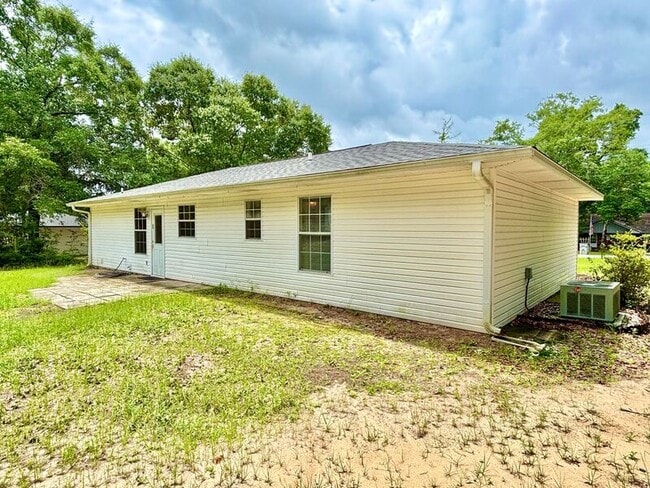 Building Photo - 7514 Bowers Dr