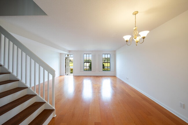 Building Photo - 150 Wentworth Ct