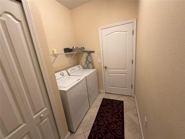 Building Photo - 5265 Cortland Dr