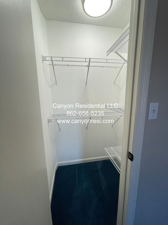 Building Photo - 14013 SW Galveston Cir