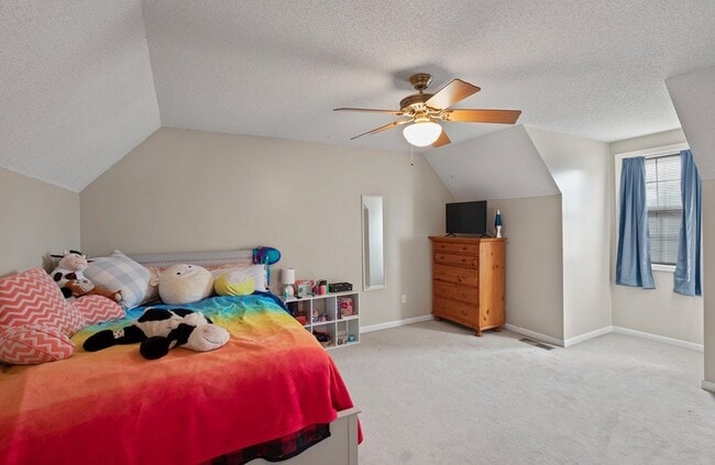 Building Photo - 624 Wimbledon Dr