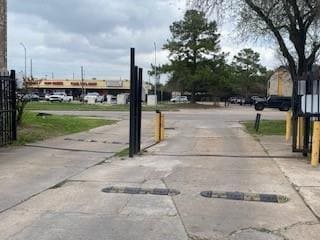 Building Photo - 8034 Antoine Dr