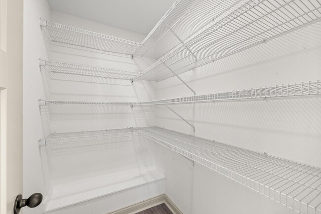 Building Photo - 118 Morning View Rd