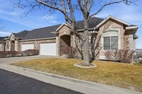 Building Photo - 3 Bedroom Draper Home