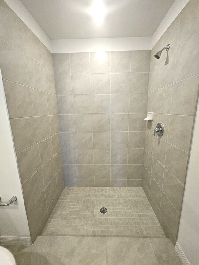 Building Photo - Brand New Rotonda home