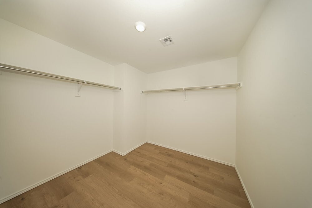 Building Photo - 5908 Norway Spruce St