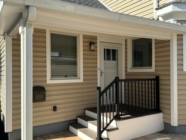 Building Photo - 441 New York Ave