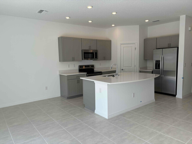 Building Photo - 34234 Polacca Ln