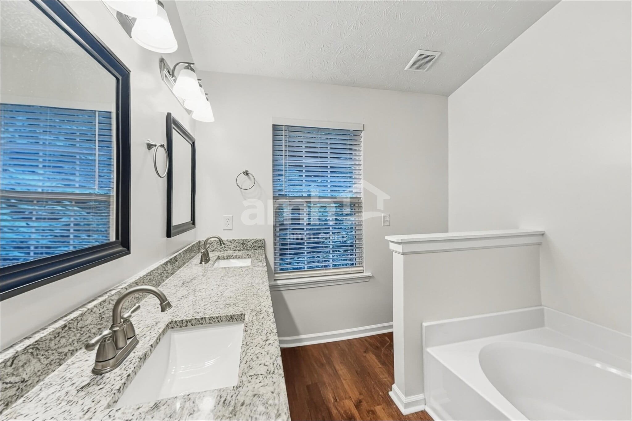 Building Photo - 1137 Eastmill Cove