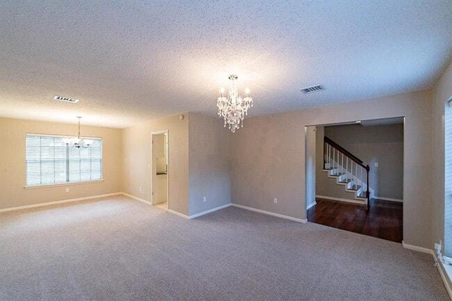 Building Photo - 75 Breezy Point Pl